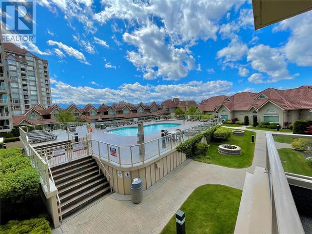401 - 1128 Sunset Drive, Condo with 3 bedrooms, 2 bathrooms and 1 parking in Kelowna BC | Image 11