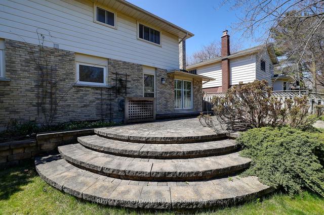 2169 Constance Dr, House detached with 4 bedrooms, 3 bathrooms and 4 parking in Oakville ON | Image 27
