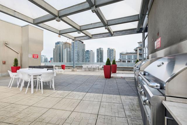 1026 - 1 Shaw St, Condo with 2 bedrooms, 2 bathrooms and 1 parking in Toronto ON | Image 22