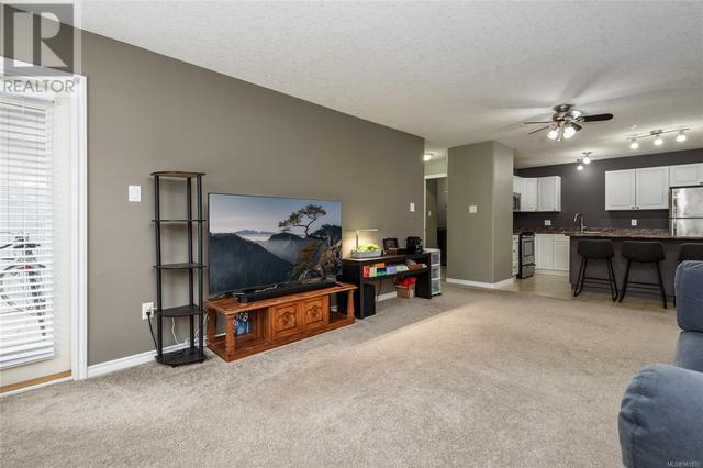 102 - 129 Back Rd, Condo with 2 bedrooms, 2 bathrooms and 1 parking in Courtenay BC | Image 14