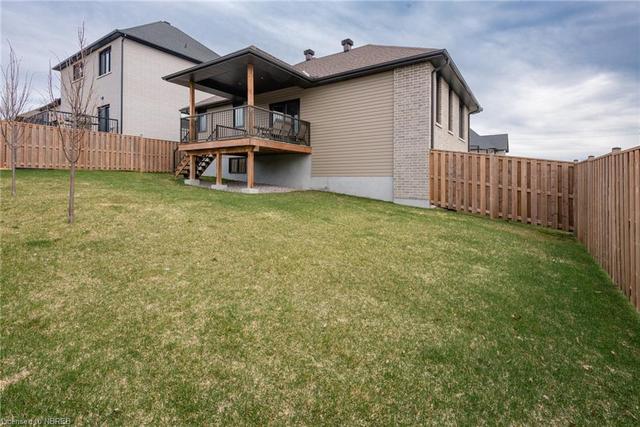 4 Zephyr Heights, House detached with 3 bedrooms, 3 bathrooms and 5 parking in North Bay ON | Image 39
