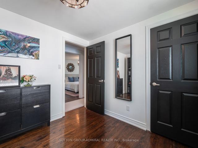 52a Cedar Brae Blvd, House detached with 4 bedrooms, 2 bathrooms and 5.5 parking in Toronto ON | Image 10