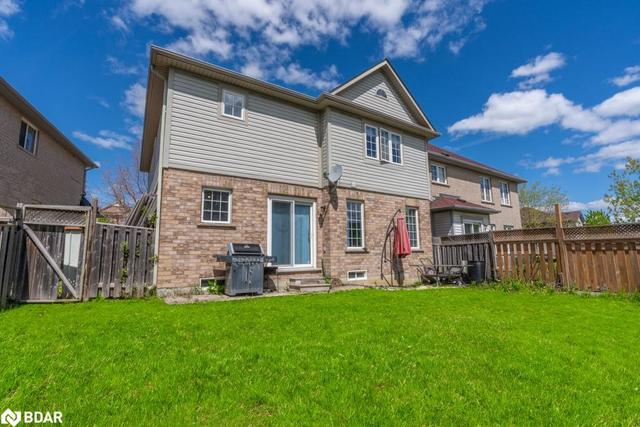 11 Continental Rd, House detached with 4 bedrooms, 2 bathrooms and 4 parking in Brampton ON | Image 10
