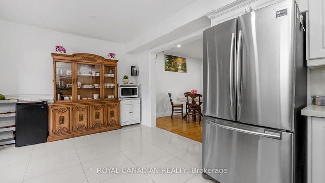 9 Field Sparrow Rd, House semidetached with 3 bedrooms, 3 bathrooms and 5 parking in Brampton ON | Image 9