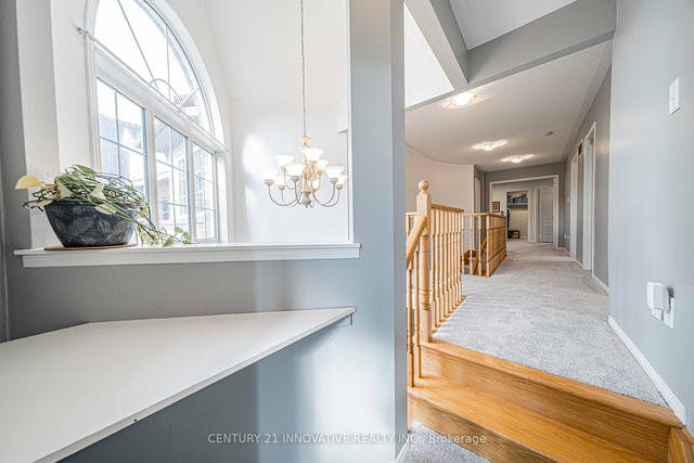 109 Gartshore Dr, House detached with 5 bedrooms, 5 bathrooms and 5 parking in Whitby ON | Image 19