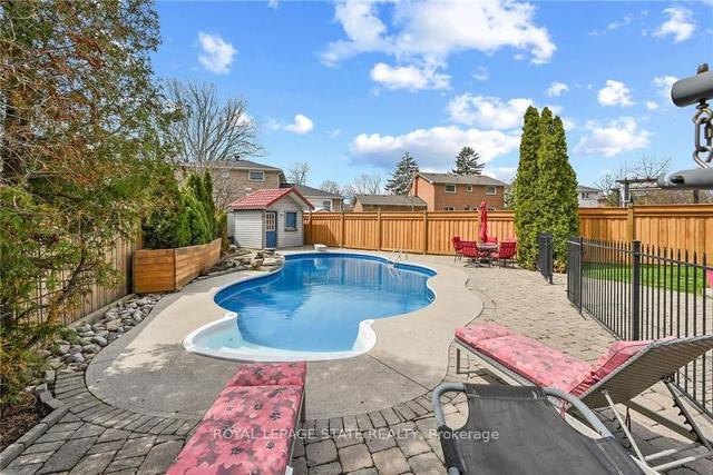 2130 Danube Crt, House detached with 4 bedrooms, 4 bathrooms and 6 parking in Mississauga ON | Image 29
