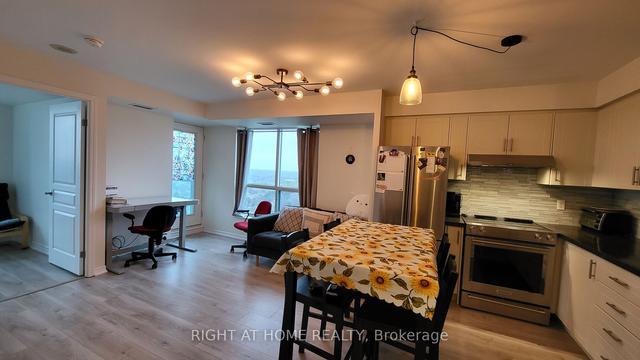 1704 - 2545 Erin Centre Blvd, Condo with 1 bedrooms, 1 bathrooms and 1 parking in Mississauga ON | Image 9