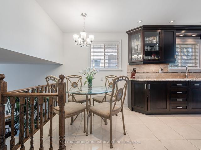 52a Cedar Brae Blvd, House detached with 4 bedrooms, 2 bathrooms and 5.5 parking in Toronto ON | Image 2