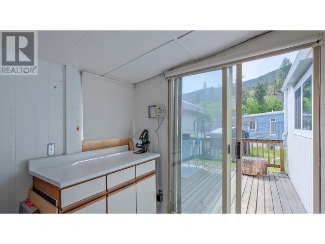 8 - 6711 97 Hwy S, House other with 3 bedrooms, 1 bathrooms and null parking in Peachland BC | Image 28