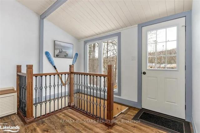 1041 Bonfield St, House detached with 3 bedrooms, 3 bathrooms and 6 parking in Algonquin Highlands ON | Image 38