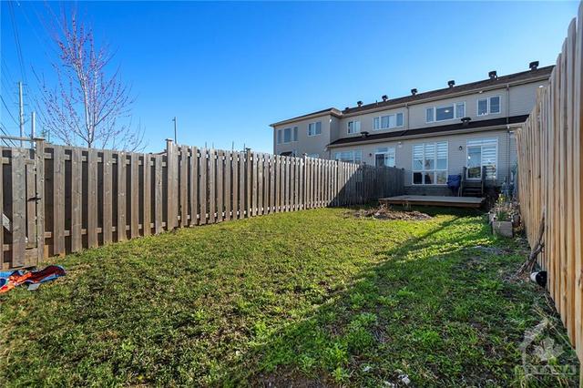 205 Sittelle Private, Townhouse with 3 bedrooms, 3 bathrooms and 4 parking in Ottawa ON | Image 23
