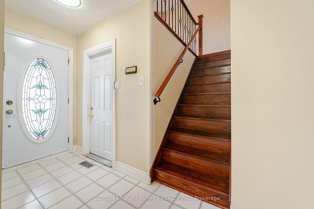 13 Oaklea Blvd, House detached with 3 bedrooms, 4 bathrooms and 3 parking in Brampton ON | Image 9