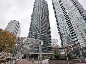 1410 - 33 Bay St, Condo with 1 bedrooms, 1 bathrooms and 1 parking in Toronto ON | Image 2
