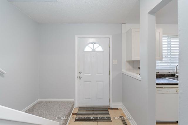 57 - 105 Hansen Rd N, Townhouse with 3 bedrooms, 2 bathrooms and 1 parking in Brampton ON | Image 32