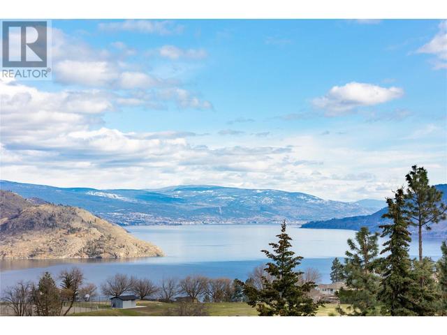 6166 Seymoure Ave, House detached with 3 bedrooms, 3 bathrooms and 2 parking in Peachland BC | Image 17