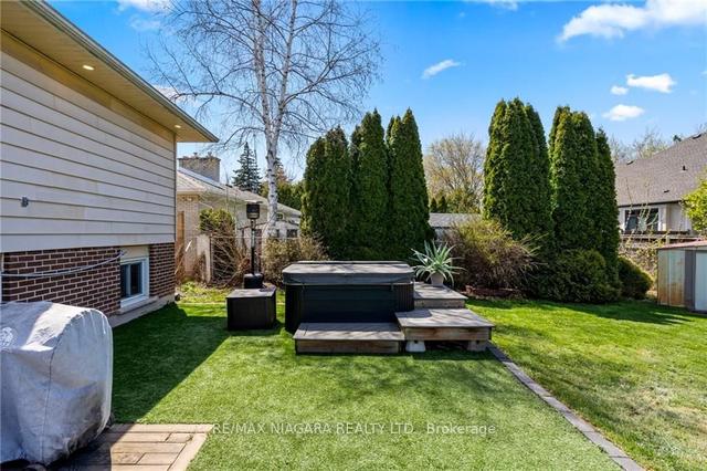 227 Lakeshore Rd, House detached with 3 bedrooms, 2 bathrooms and 4 parking in St. Catharines ON | Image 26