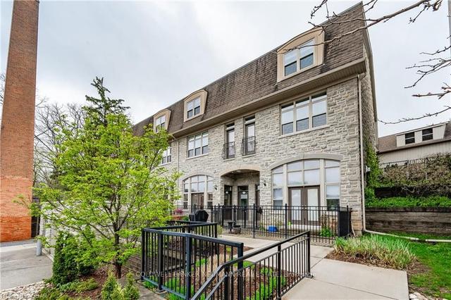 66 Cardigan St, Townhouse with 1 bedrooms, 1 bathrooms and 1 parking in Guelph ON | Image 12