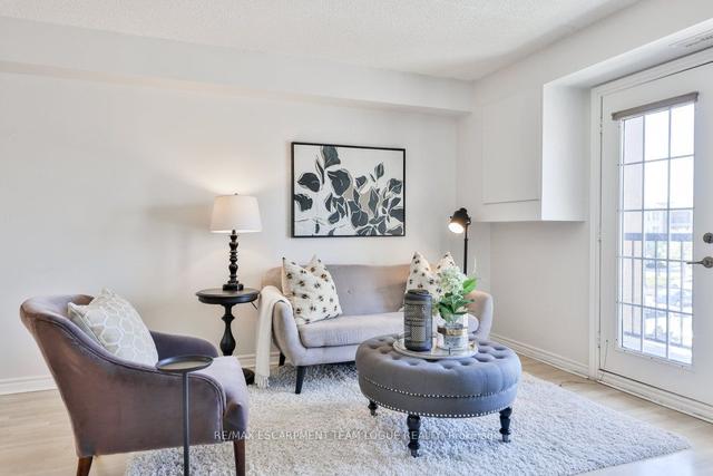 310 - 2065 Appleby Line, Condo with 1 bedrooms, 1 bathrooms and 1 parking in Burlington ON | Image 3