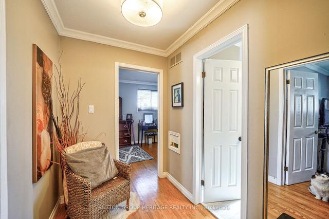 21 Archer Dr, House detached with 3 bedrooms, 2 bathrooms and 5 parking in Ajax ON | Image 2
