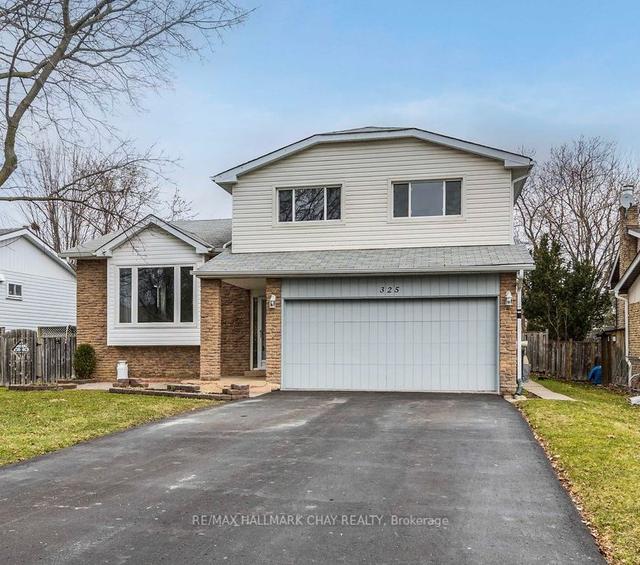 325 Kingsview Dr, House detached with 4 bedrooms, 3 bathrooms and 8 parking in Caledon ON | Image 1