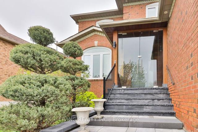 219 Shaftsbury Ave, House detached with 4 bedrooms, 4 bathrooms and 7 parking in Richmond Hill ON | Image 12