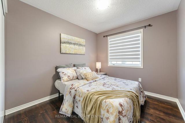 101 Decker Hollow Cir, House attached with 3 bedrooms, 3 bathrooms and 3 parking in Brampton ON | Image 27