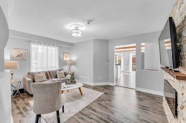 1027 Borden Ln, House semidetached with 4 bedrooms, 4 bathrooms and 4 parking in Milton ON | Image 37