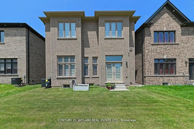 2404 Edward Leaver Tr, House detached with 5 bedrooms, 6 bathrooms and 4 parking in Oakville ON | Image 35