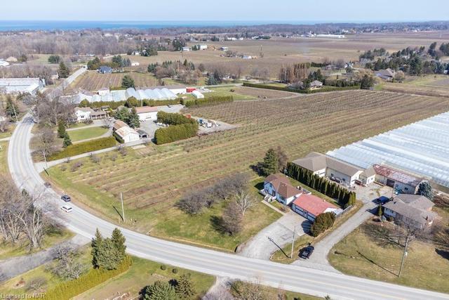 2029 Creek Road, House detached with 3 bedrooms, 1 bathrooms and 10 parking in Niagara on the Lake ON | Image 34