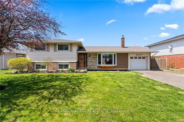 227 Lakeshore Rd, House detached with 3 bedrooms, 2 bathrooms and 4 parking in St. Catharines ON | Image 12