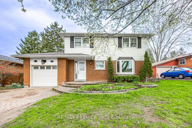 118 Crawforth St, House detached with 4 bedrooms, 3 bathrooms and 3 parking in Whitby ON | Image 1