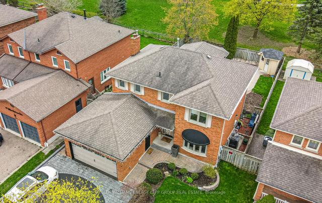71 William Stephenson Dr, House detached with 4 bedrooms, 3 bathrooms and 5 parking in Whitby ON | Image 23