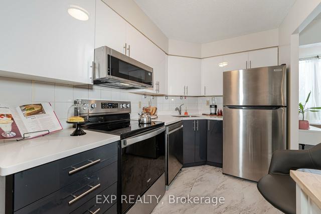 112 - 61 Markbrook Ln, Condo with 1 bedrooms, 2 bathrooms and 1 parking in Toronto ON | Image 8