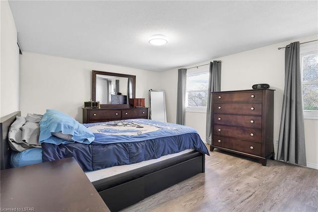 220 - 1330 Jalna Blvd, House attached with 3 bedrooms, 1 bathrooms and 2 parking in London ON | Image 9