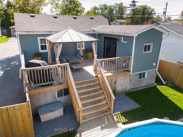 308 Lakeview Blvd, House detached with 3 bedrooms, 1 bathrooms and 4 parking in Georgina ON | Image 8