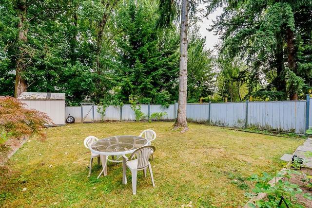 6056 195a Street, House detached with 5 bedrooms, 3 bathrooms and 5 parking in Surrey BC | Image 37