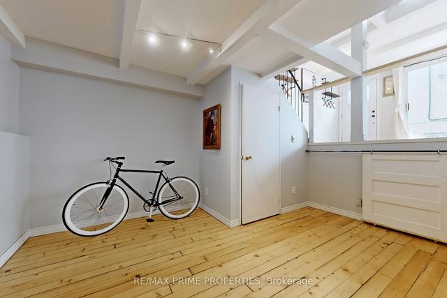 6 - 32 Curzon St, Townhouse with 1 bedrooms, 1 bathrooms and 1 parking in Toronto ON | Image 13