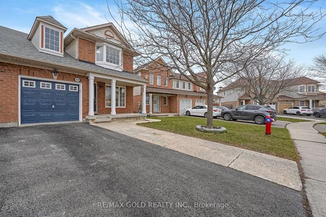 48 Frontenac Cres, House semidetached with 3 bedrooms, 3 bathrooms and 4 parking in Brampton ON | Image 12