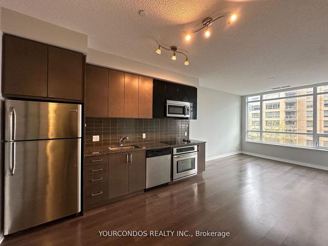 420 - 98 Lillian St, Condo with 2 bedrooms, 2 bathrooms and 1 parking in Toronto ON | Image 12