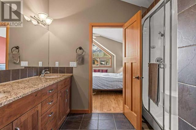 506 5 Avenue, House semidetached with 4 bedrooms, 2 bathrooms and 4 parking in Canmore AB | Image 28