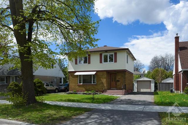 1952 Othello Ave, House detached with 3 bedrooms, 1 bathrooms and 4 parking in Ottawa ON | Image 1