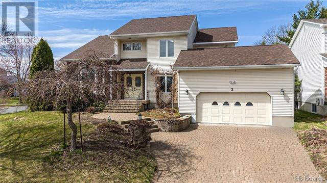 3 Gloucester Cres, House detached with 5 bedrooms, 4 bathrooms and null parking in Fredericton NB | Image 1