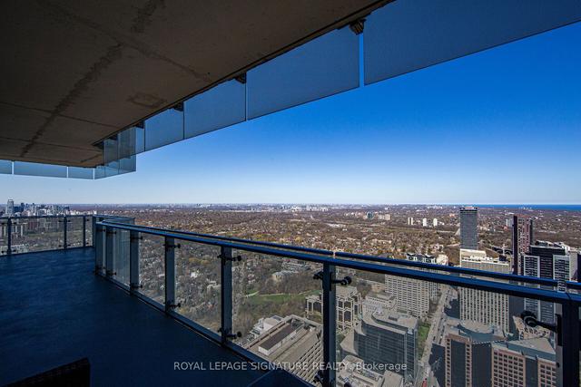 6101 - 1 Bloor St E, Condo with 2 bedrooms, 3 bathrooms and 1 parking in Toronto ON | Image 20