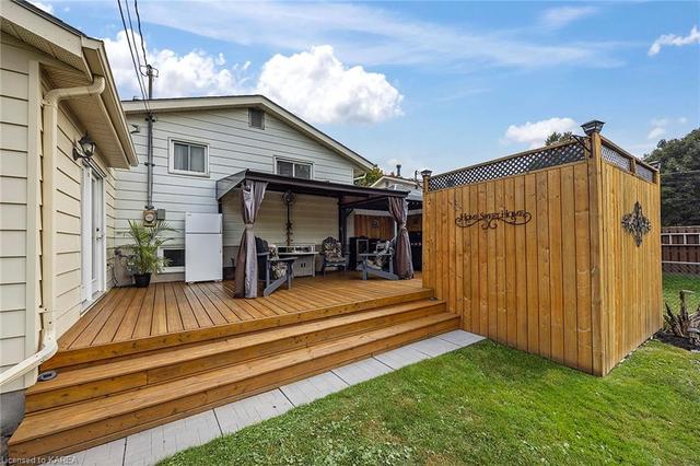 1314 Waverley Cres, House detached with 3 bedrooms, 1 bathrooms and 6 parking in Kingston ON | Image 29