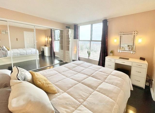 1408 - 90 Dale Ave, Condo with 2 bedrooms, 2 bathrooms and 1 parking in Toronto ON | Image 10