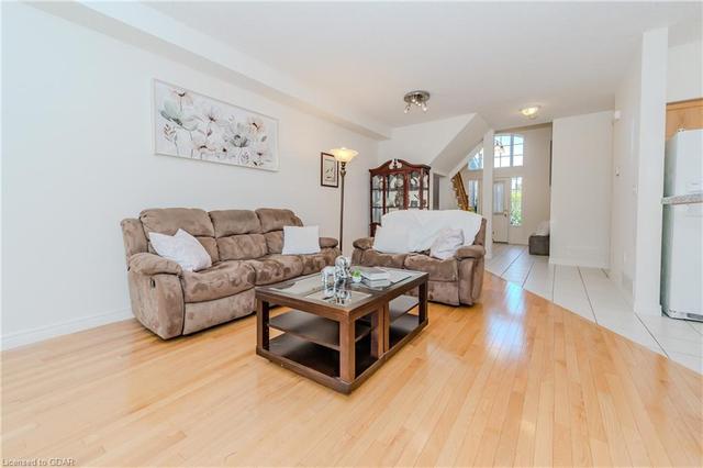 19 Spencer Cres, House attached with 3 bedrooms, 2 bathrooms and 6 parking in Guelph ON | Image 30