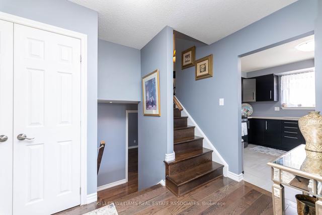8 Edwin Dr, House detached with 4 bedrooms, 2 bathrooms and 5 parking in Brampton ON | Image 21