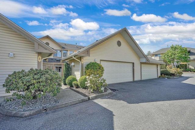 2 - 6140 192nd St, House attached with 2 bedrooms, 3 bathrooms and 2 parking in Surrey BC | Image 1
