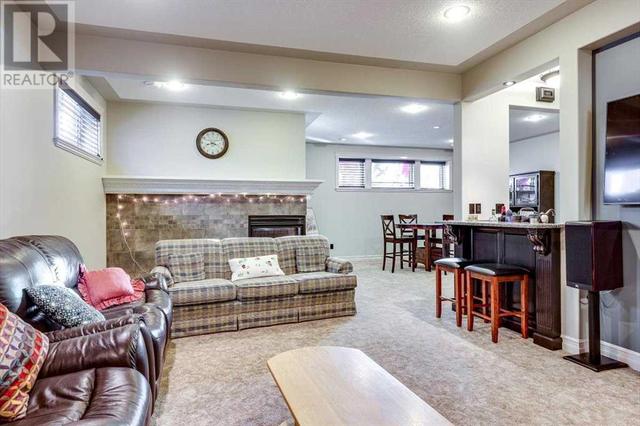 6 Overand Pl, House detached with 4 bedrooms, 2 bathrooms and 2 parking in Red Deer AB | Image 30