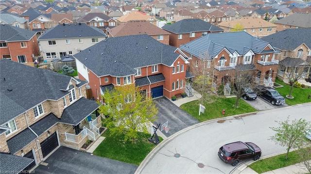 314 Fasken Crt, House semidetached with 4 bedrooms, 2 bathrooms and 3 parking in Milton ON | Image 25
